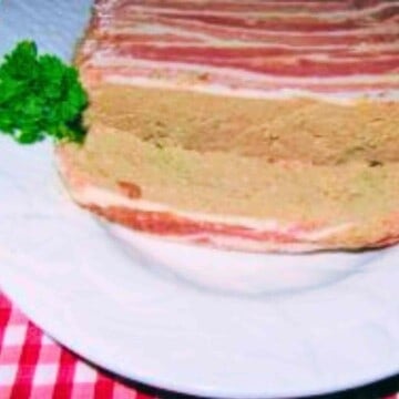 Chicken terrine a rich smooth pate recipe.