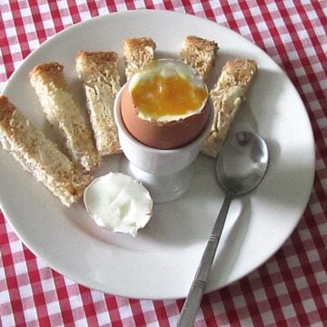 Learn how to bowl an egg to reach the perfect yolk consistency.