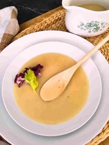 A finished velouté ready to be added to many recipes.